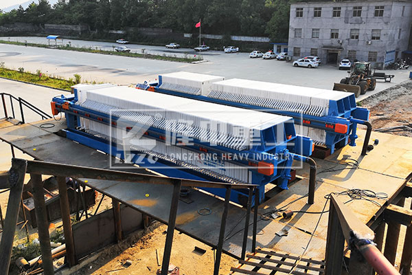 新型廂式壓濾機(jī)設(shè)備和普通壓濾機(jī)差距這么大，砂廠有b要了解一下