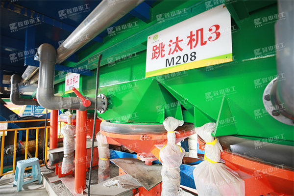 哪里有賣(mài)水洗爐渣設(shè)備的？一臺(tái)一小時(shí)100噸的水洗爐渣設(shè)備多少錢(qián)？
